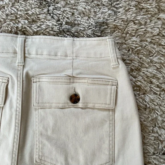 Liverpool Los Angeles Cream Utility Shorts Size 6 Off White Patch Pocket Stretch - Picture 7 of 12